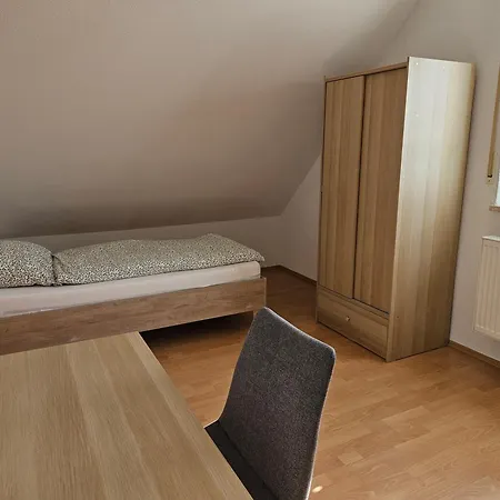 Service Weigl Apartment Nittenau
